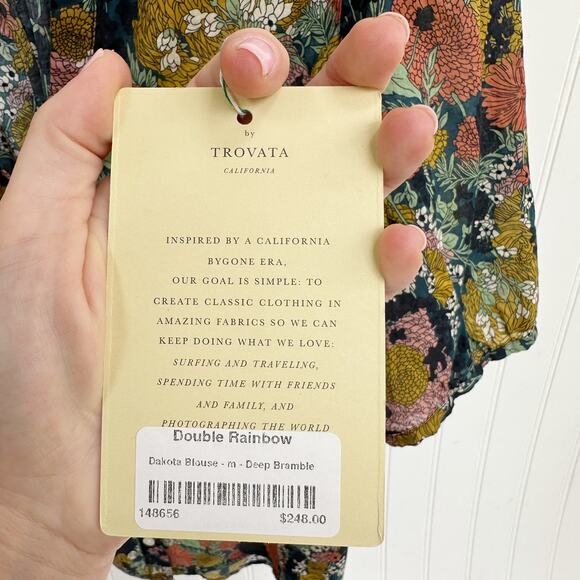 Trovata Birds Of Paradis Dakota Blouse Floral Deep Bramble Short Sleeve V Neck - Picture 4 of 9